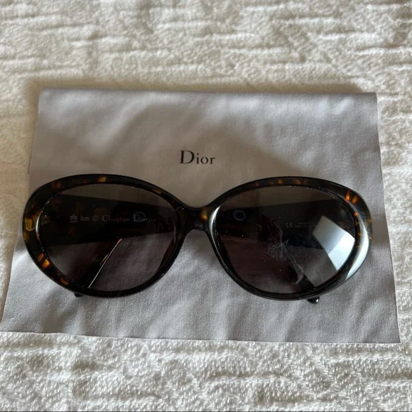 Dior | Accessories | Vintage Christian Dior Sunglasses 2854  display picture 3